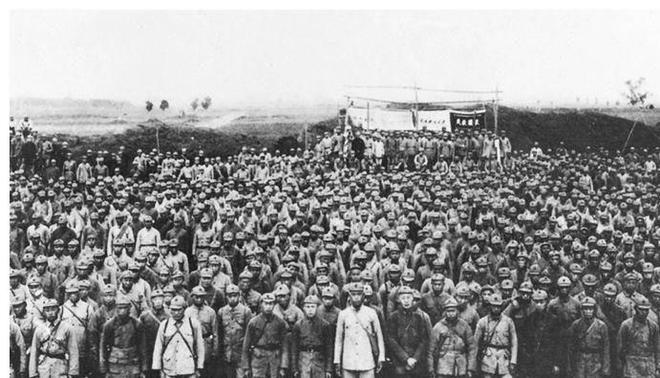 匠找到部队说出身份后惊动了军区政委ag旗舰厅注册1949年一名修鞋(图4)